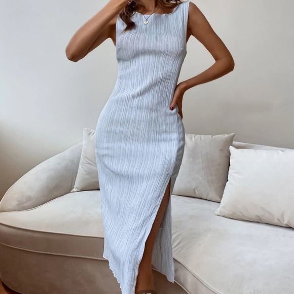 Light blue casual scrunched midi dress - Picture 1 of 3